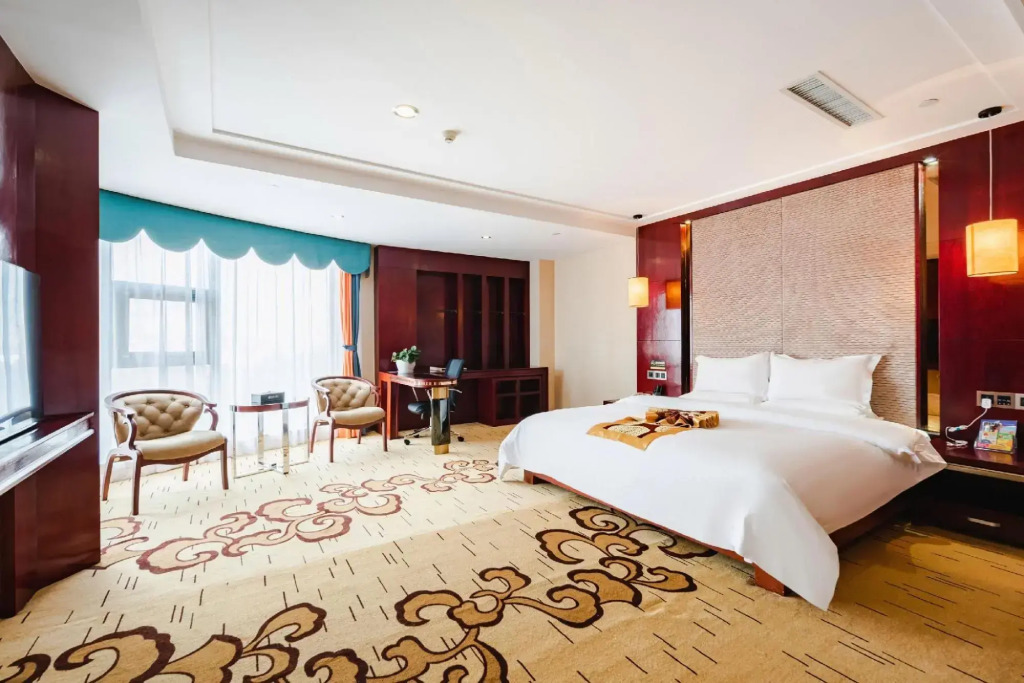 Haolong Hotel