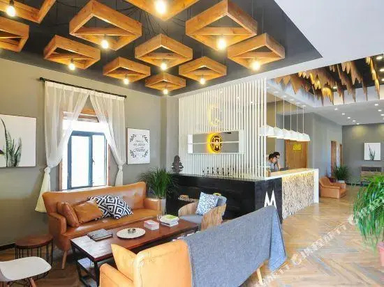 Yuhuayuan Shanjian Design Hotel (Sanya Phoenix Airport)