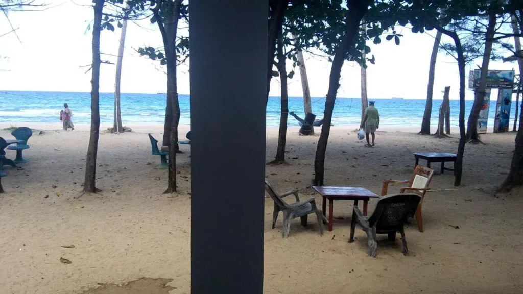 French Garden Regish Beachfront Hotel