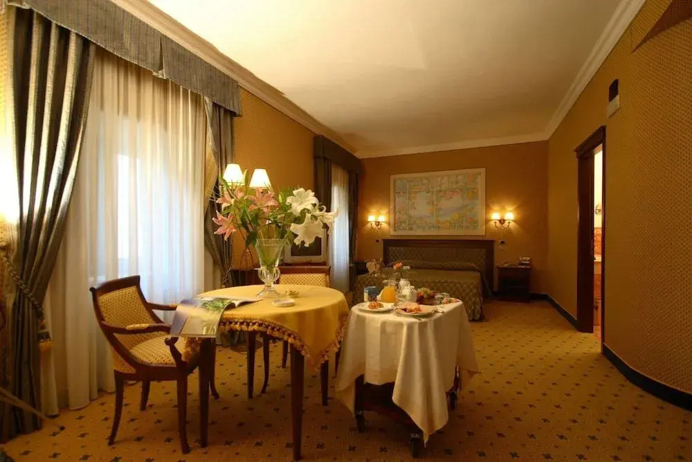 Hotel Don Carlo