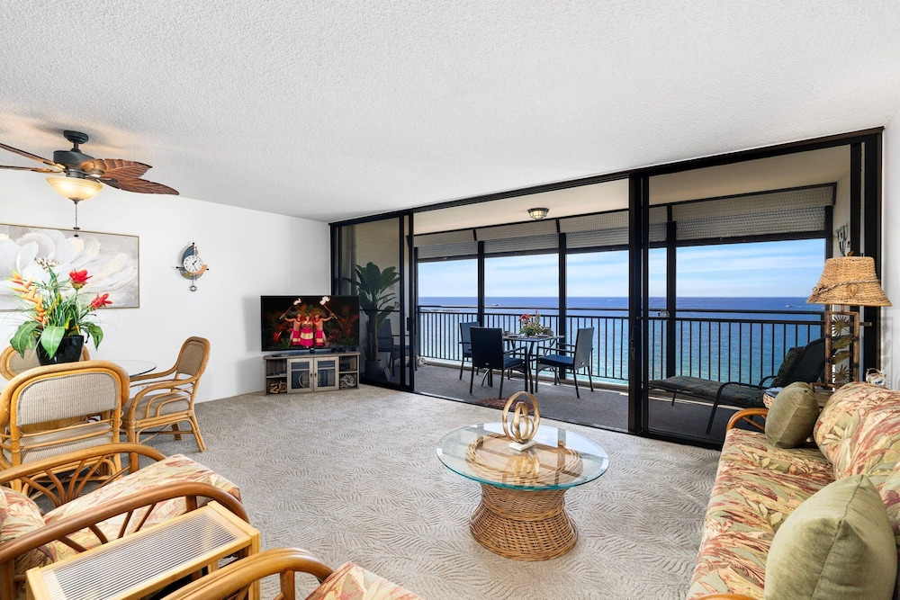 Ocean Front - Fantastic Location - Walk To Kona Town - Vrkcv