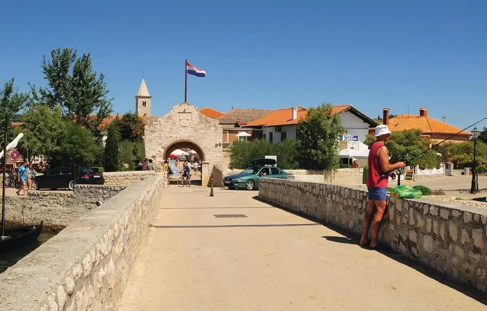 Beautiful Home in Nin With Outdoor Swimming Pool, Wifi and 2 Bedrooms