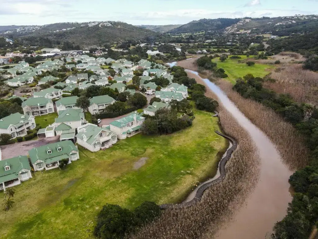 Eleven River Club