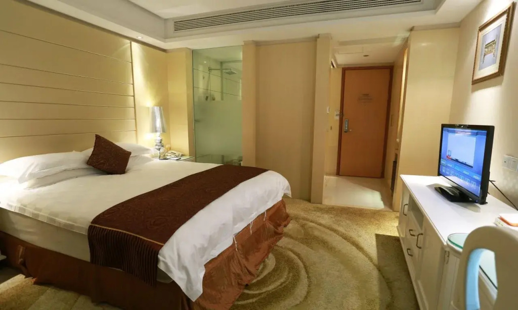 Grand Continental Hotel