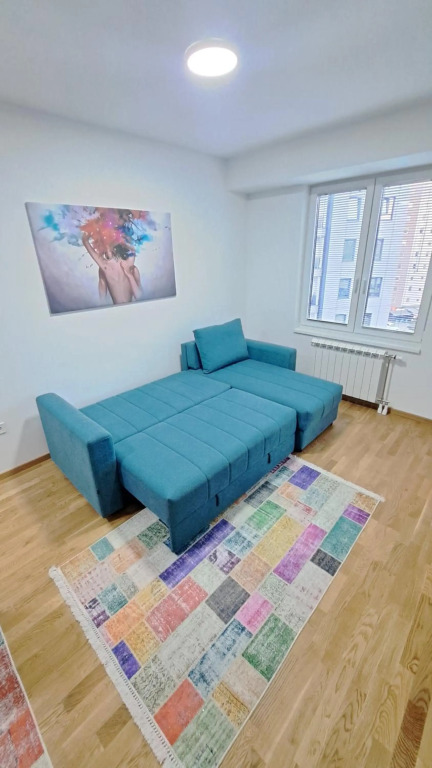J&J Apartment