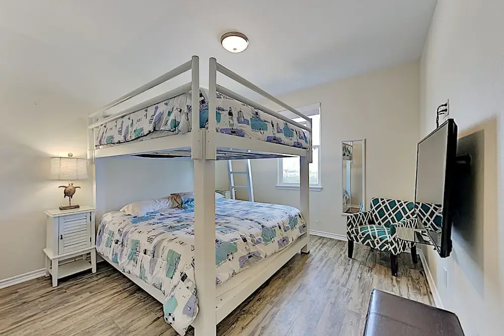 Nautical Nemo Cay Next To Waves Resort 5 Bedroom Townhouse