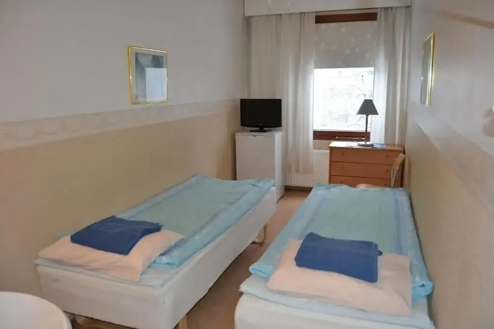 Matkakoti Patria Hostel - single & double rooms