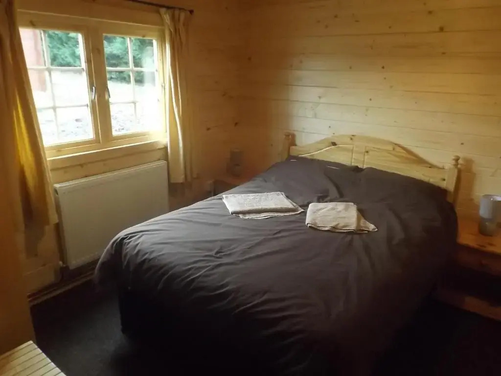 Avonvale Holiday Lodges, your home from home on the edge of THE COTSWOLDS