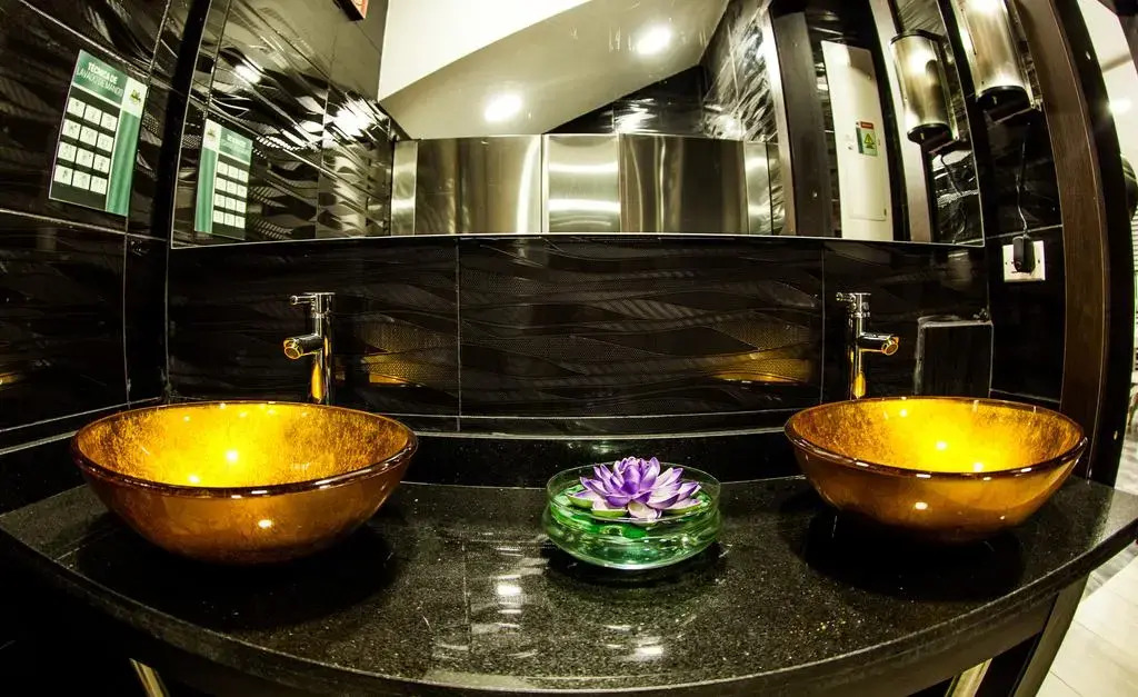 Hotel Arvut Collection