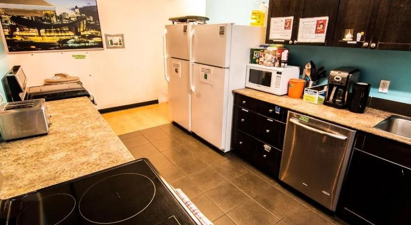 Wicked Hostels - Calgary