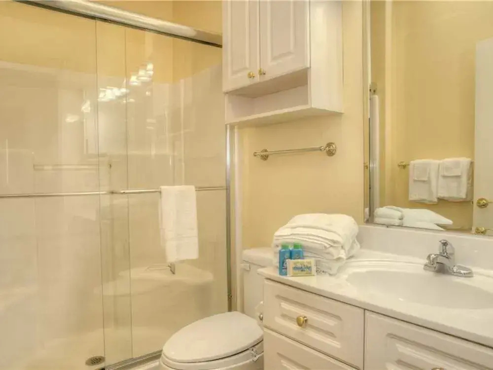 Magnolia Pointe 304 4869 2 Br Condo by RedAwning