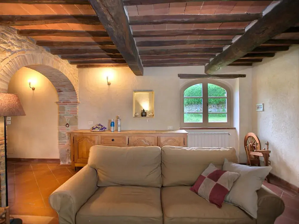 Magnificent Farmhouse in Lucignano With Swimming Pool