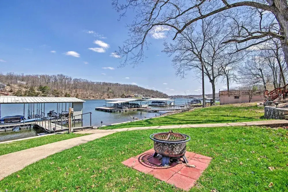 'hiller Haus' w/ Boat Dock in Lake of the Ozarks!