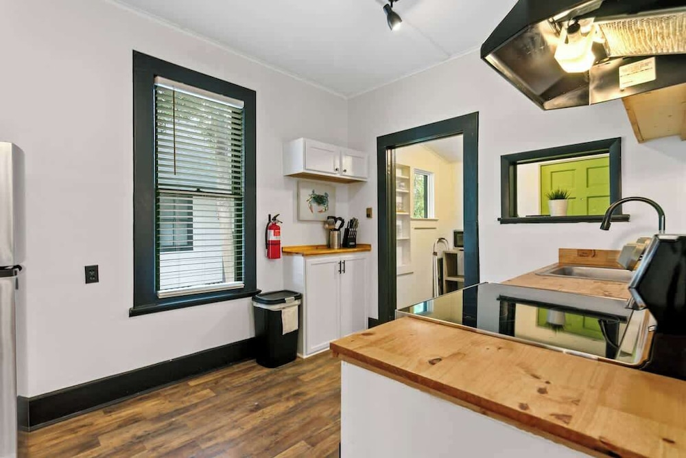 Pet Friendly Bungalow in St Augustine