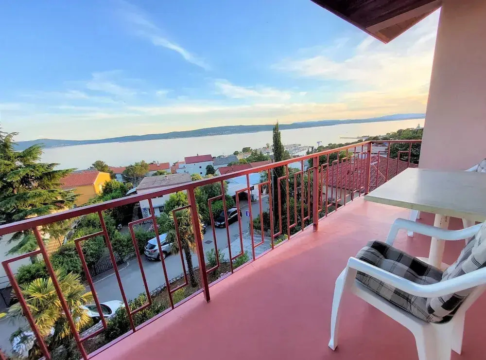 Sleek and Serene Rooms Crikvenica