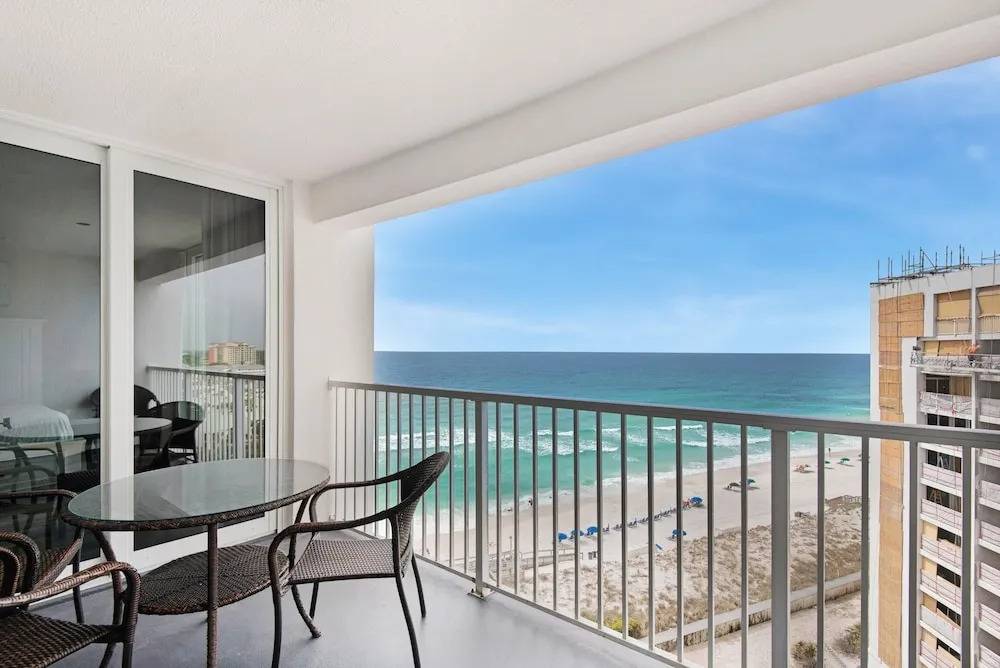 Shoreline Towers 1114