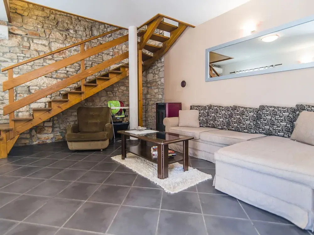 Charming stone house on a walking distance from the beach