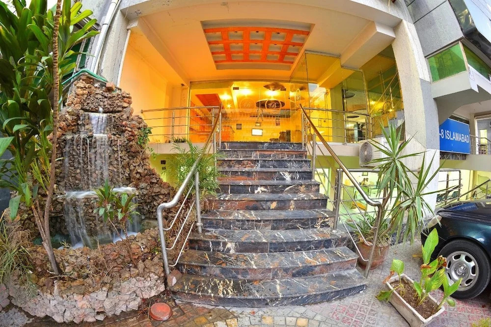 Ballagio Hotel