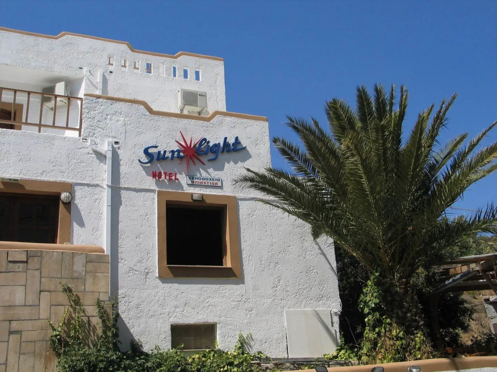 Sunlight Hotel