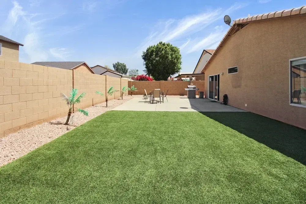 3 Bedrooms Near State Farm Stadium Pets