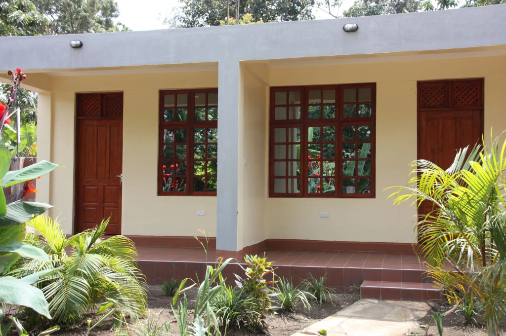 Vijiji Center Lodge and Safari