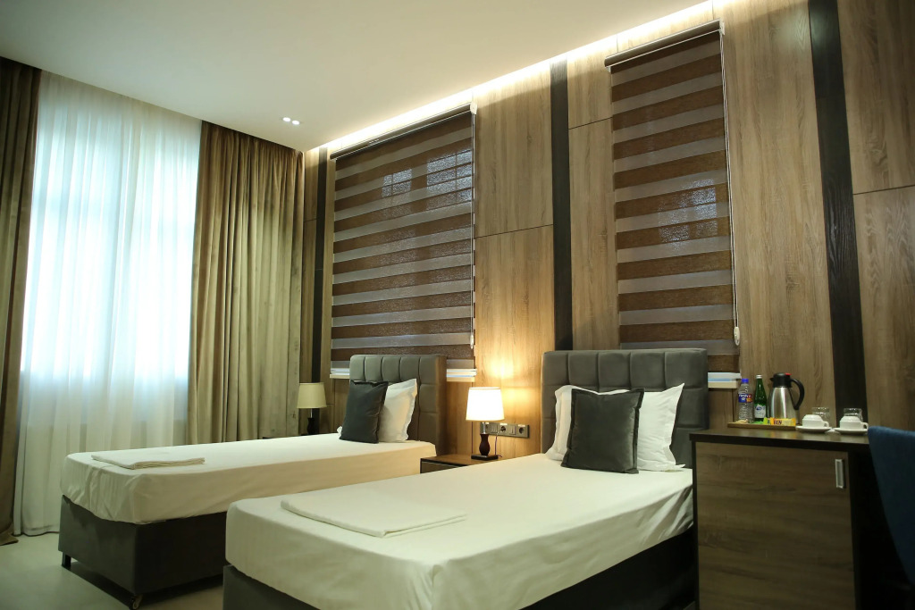 Home Hotel