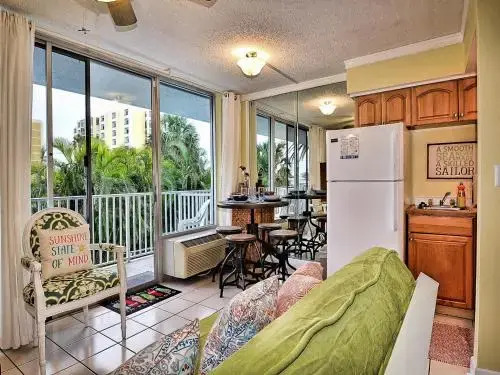 Bayside Condos 18