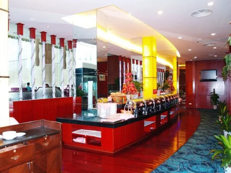 Lotus Huatian Hotel