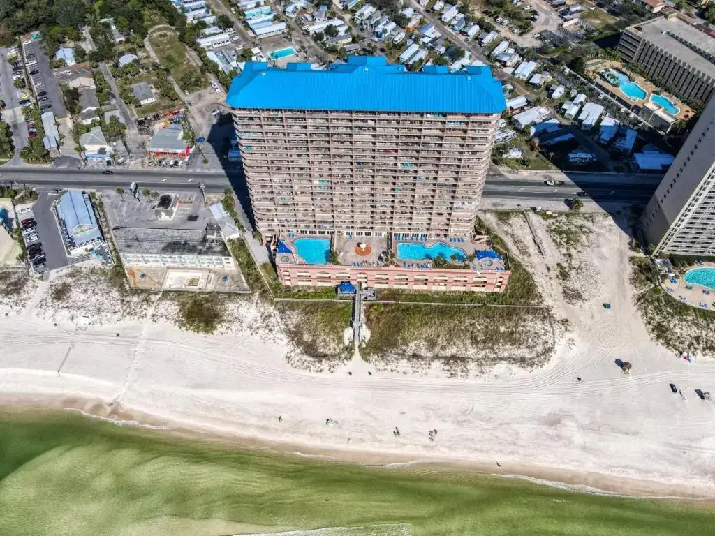 8th Floor Gulf View Beachfront Condominium