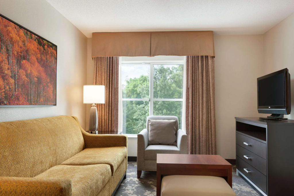 Homewood Suites by Hilton Charlotte Airport