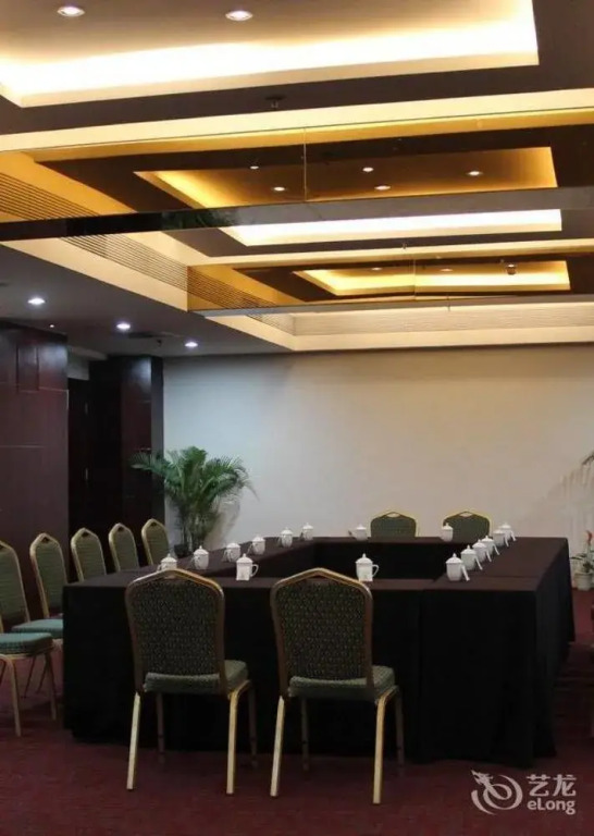 Shengmao Hotel