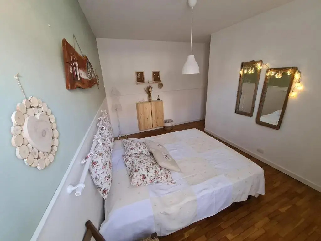 Mezzaterra 10 Tourits Accomodation