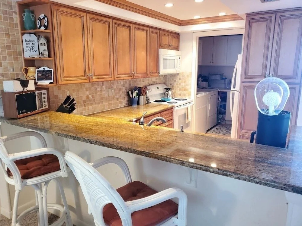 Island House F232 2 Bedroom Condo by RedAwning
