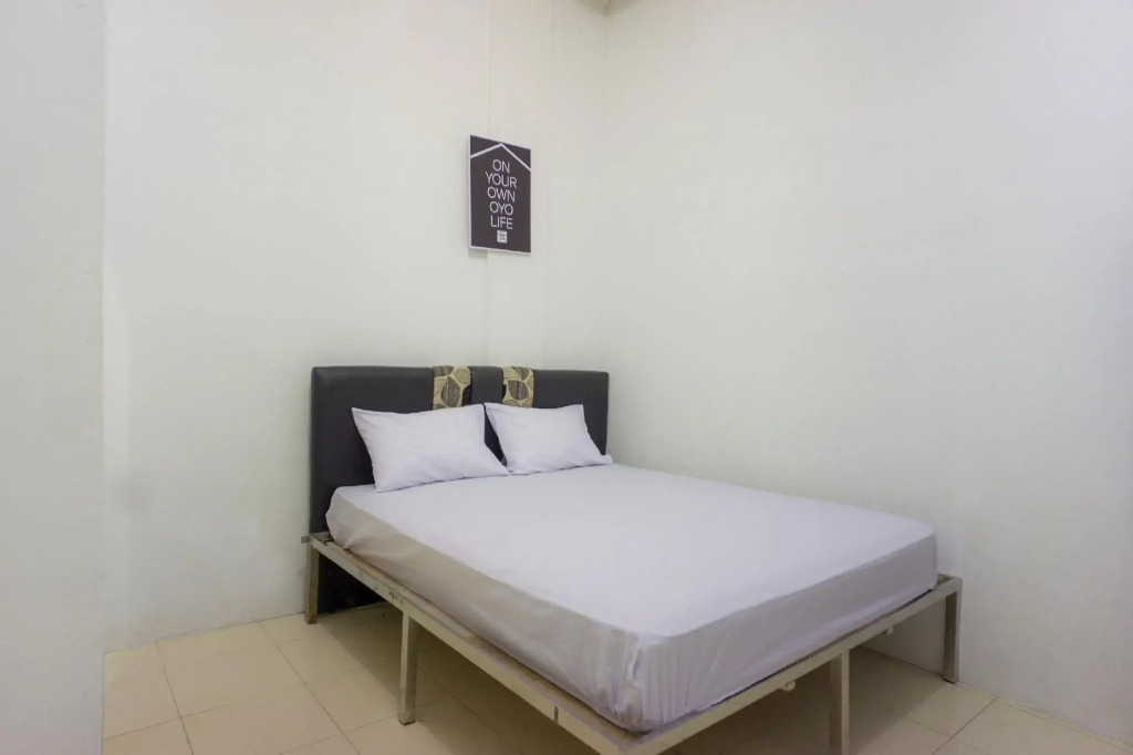 Gatsu Kost by OYO Rooms