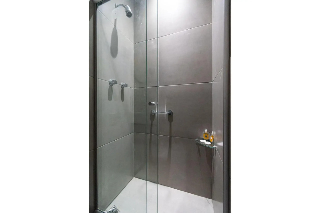 Apartamento De 3 Quartos Em Copacabana | Cl 91/302