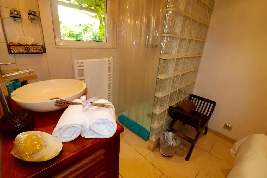 Appartement luxueux à 100m de la plage