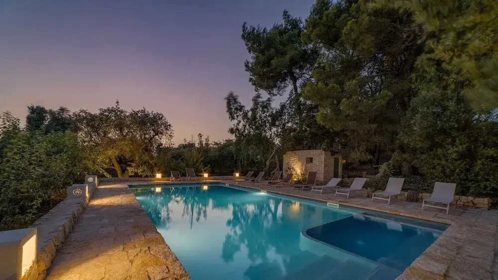 VILLA GIARI 8, Emma Villas