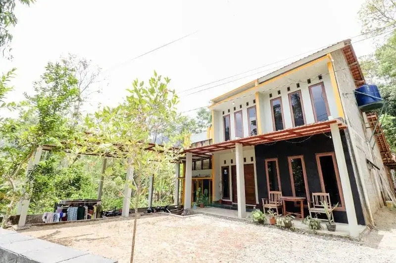 Nabhan Homestay By Zuzu