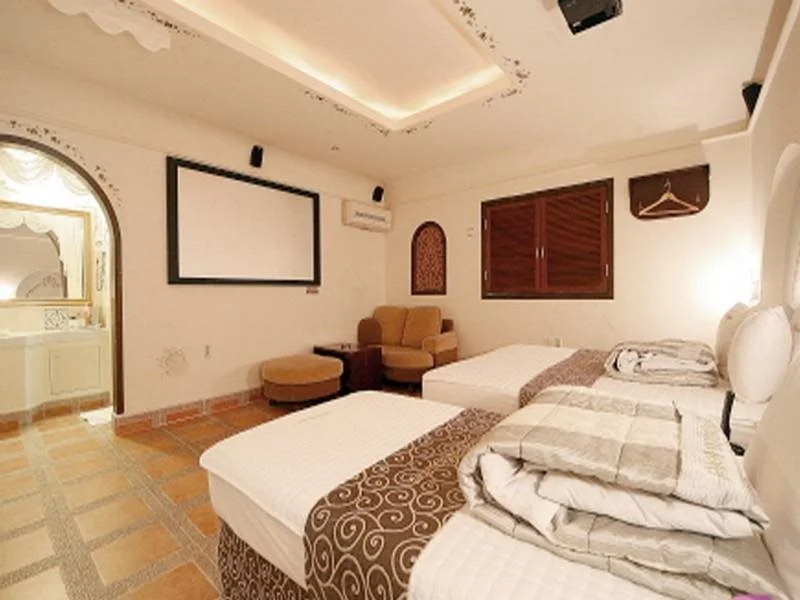 Paradia Hotel