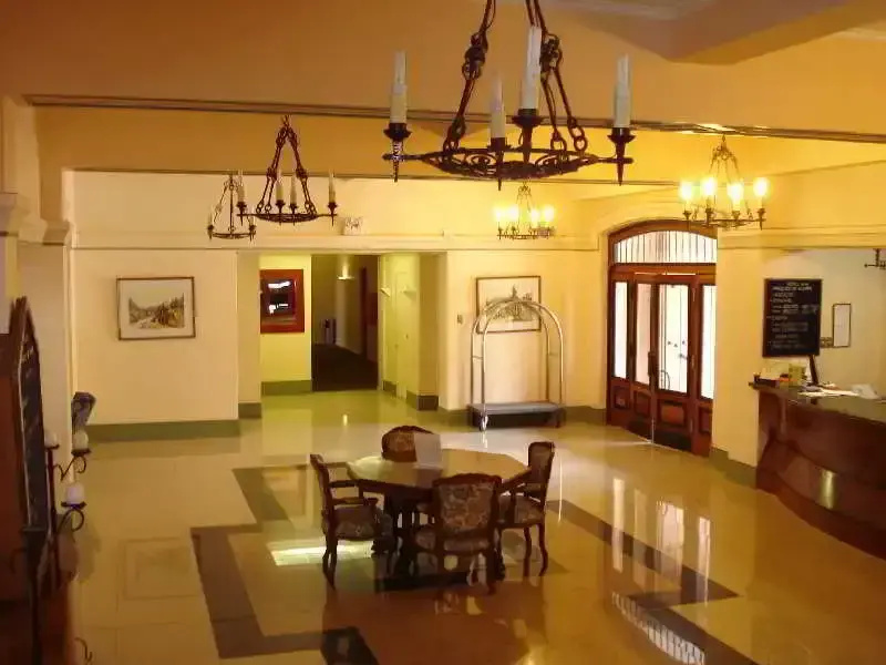 Hotel Francisco De Aguirre
