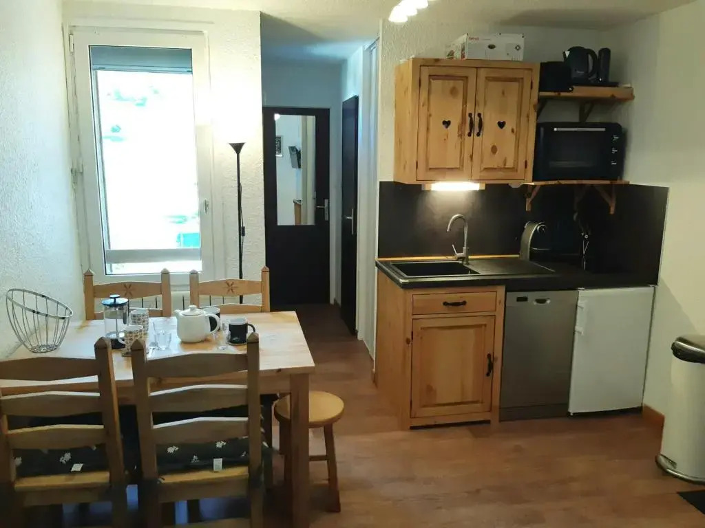 Appartement Les Deux Alpes, 2 pièces, 4 personnes - FR-1-516-169