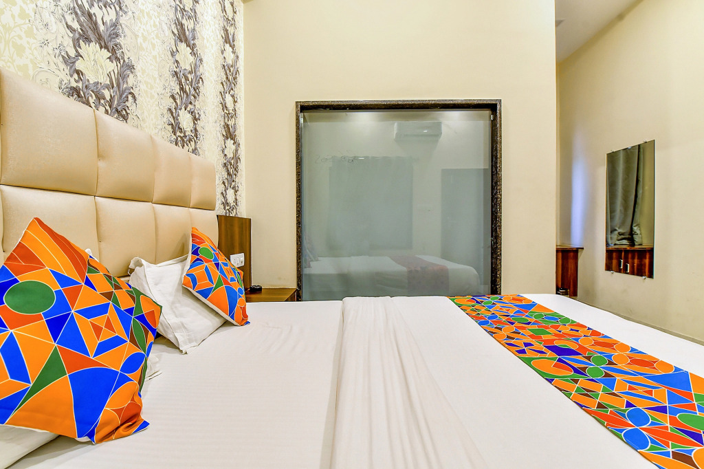 FabHotel Dosa Plaza