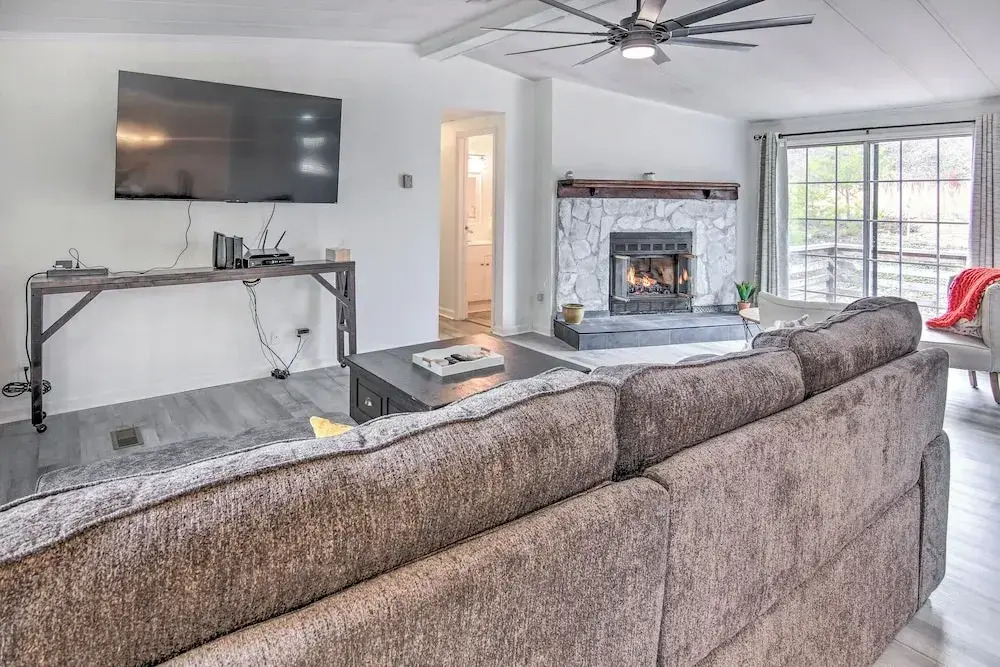 Cozy Asheville Cottage with Grill and Fire Pit!