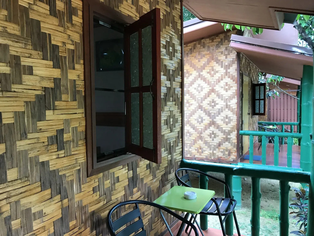 Khao Sok Royal Bamboo Lodges - SHA Certified