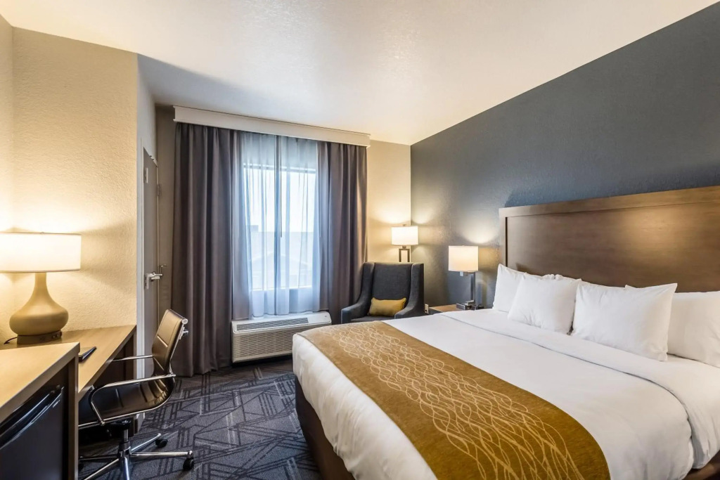 Comfort Inn & Suites Salt Lake City Airport