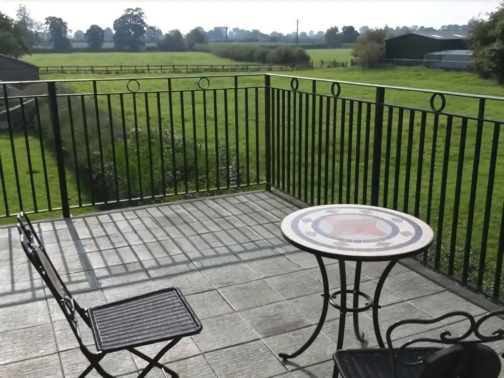 Avalon Lodge B&B