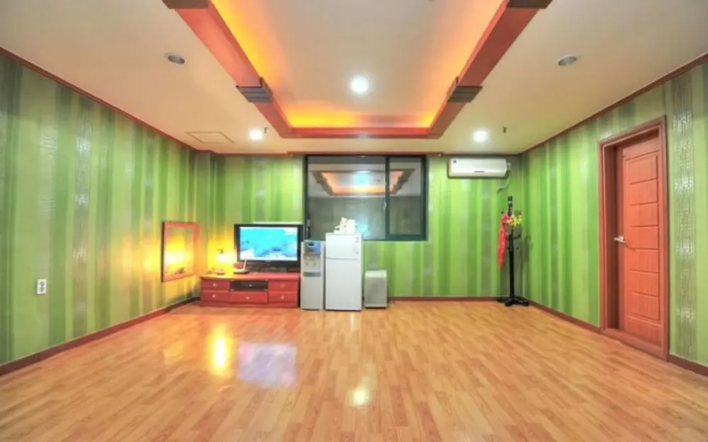 Boryeong (Daecheon) Aroma Pensiontel
