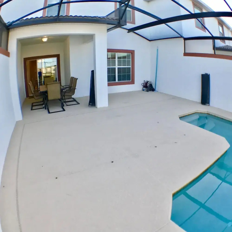 3109 Storey Lake Resort  41270/44281