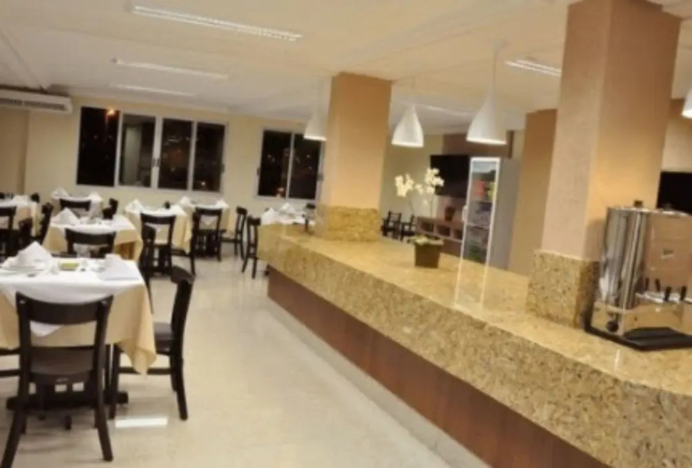 Hotel Saron