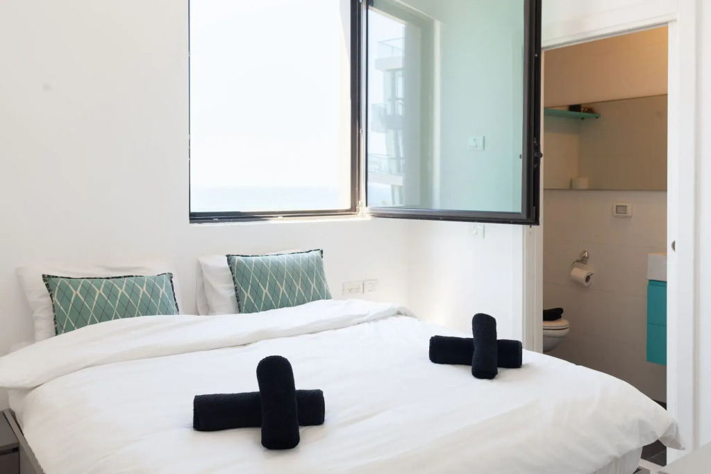 Apartment Ivoire, 3BR, Tel Aviv, Kerem, Daniel St, #TL5